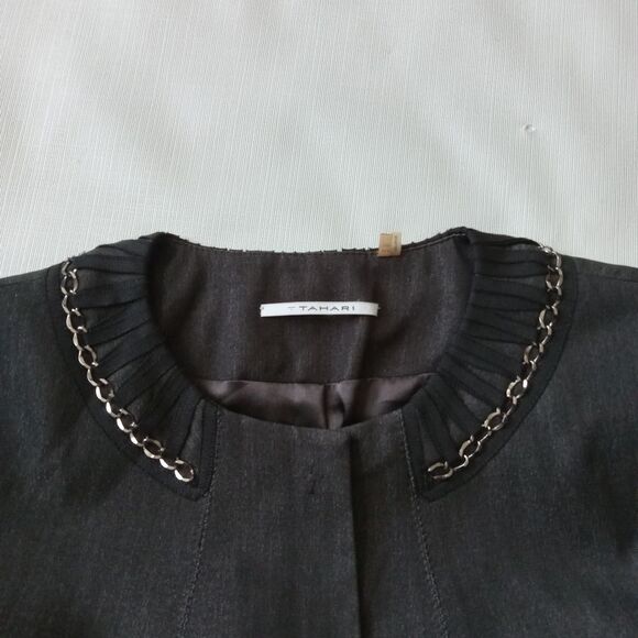 T Tahari Black and Gray Button Front Embellished Fitted Blazer Jacket Women's 8 - Picture 6 of 13